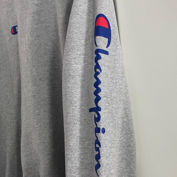 Champion Sweatshirt - Picture 2 of 2